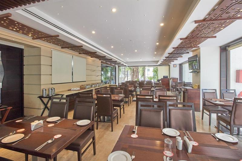 Tarawade Clarks Inn Πούνε Εξωτερικό φωτογραφία