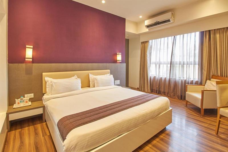 Tarawade Clarks Inn Πούνε Εξωτερικό φωτογραφία